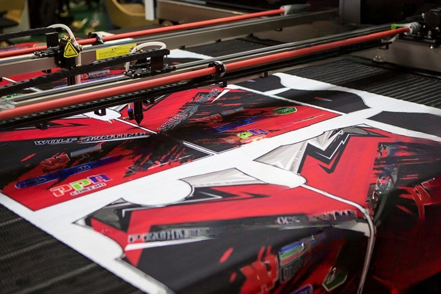 How to Choose Between Direct Transfer Printing (DTF) and Screen Printing